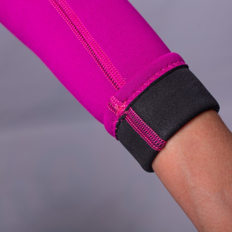 Traje de neopreno AquaDiscovery Reactor mujer.